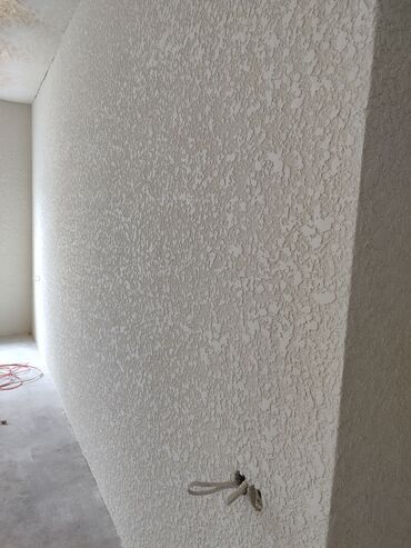 Штукатурка, шпаклевка: Шпаклевка потолков, Декоративная штукатурка, Шпаклевка стен | Акриловая вода эмульсия, Текстурная Больше 6 лет опыта — 14