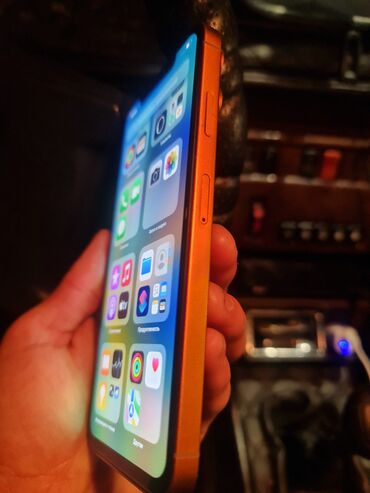 Apple iPhone: IPhone 17 Pro Max, Б/у, 256 ГБ, Оранжевый, Кабель, 70 % — 8