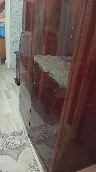 taxtalar: İki qapılı taxta şkaf - Material: ağac, tünd qəhvəyi rəngli parlaq — 3