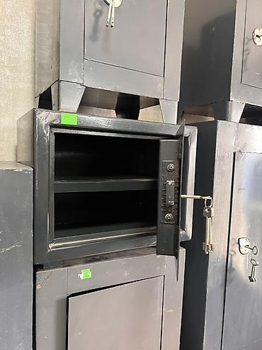 Сейфы для денег и документов: Сейфы для дома и офиса - Типы: компактные настольные, средние и — 10