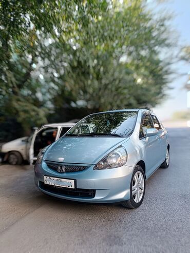 торг у капота: Honda Jazz: 2005 г., 1.3 л, Механика, Бензин, Хэтчбэк