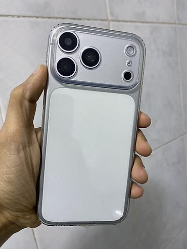 dubay alfon: IPhone 17 Pro Max — 2
