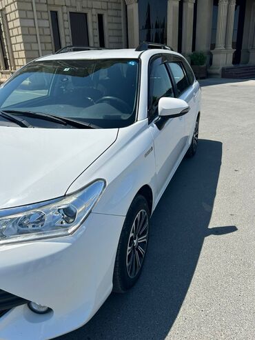 toyota corolla furqon: Toyota Corolla: 1.5 l | 2015 il Universal