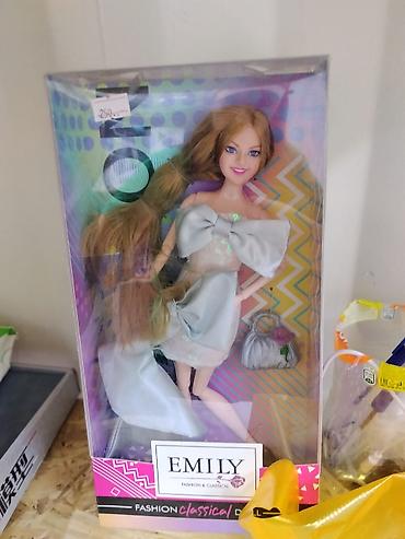 pop mart: Кукла Emily Fashion & Classical - Серия: Fashion classical doll - — 1