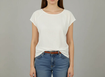 qumru t shirty: Sinsay, Women`s T-shirt, size XL (EU 42)