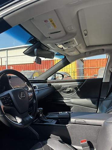 xedos 9: Lexus ES: 2019 г., Гибрид, Седан — 4
