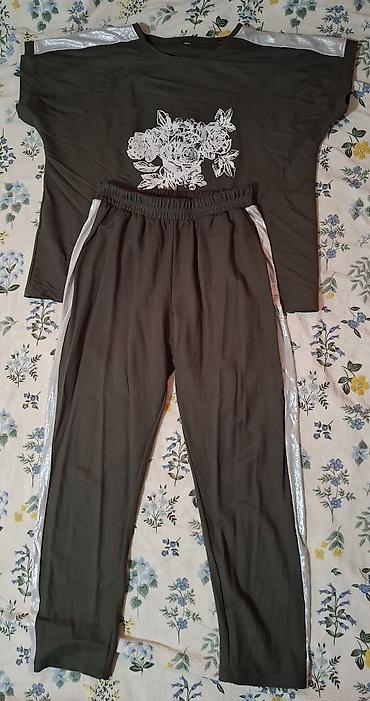 Другая женская одежда: Продам дёшево. Размер всех вещей 46,48 р. Все платья по — 6