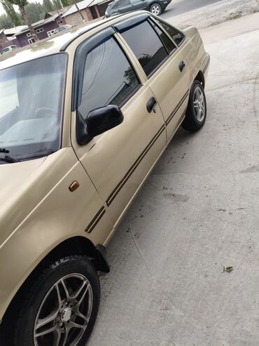 даево нехсия: Daewoo Nexia: 2005 г., 1.5 л, Механика, Газ, Седан
