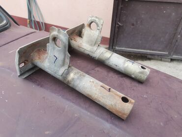 Auto delovi: Nosaci prednjeg branika Lada 2104 Karavan, Lada 2105. Polovno — 8