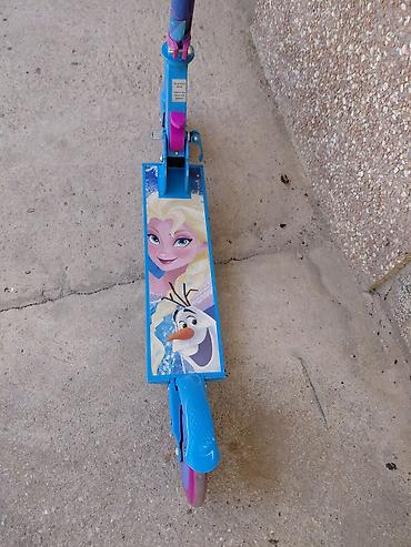 jordan rančevi: Dečiji trotinet sa motivima Frozen (Elza i Olaf) EXTRA POVOLJNO — 6