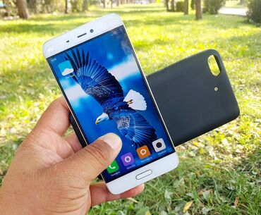 м тех 2: Xiaomi, Mi5, Колдонулган, 128 ГБ, түсү - Саргыч боз, 2 SIM