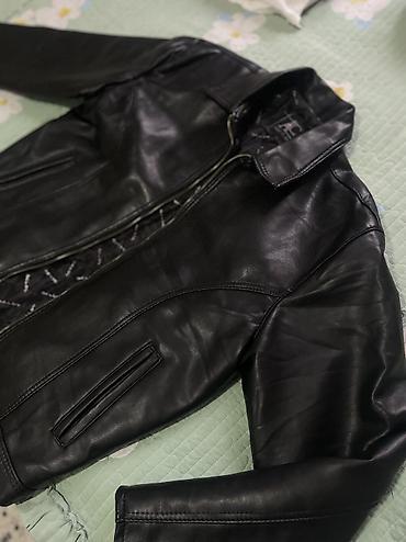 Куртки: Продаю кожаную куртку В идеальном состоянии 🔥 На рост 175-185 Плотный — 1