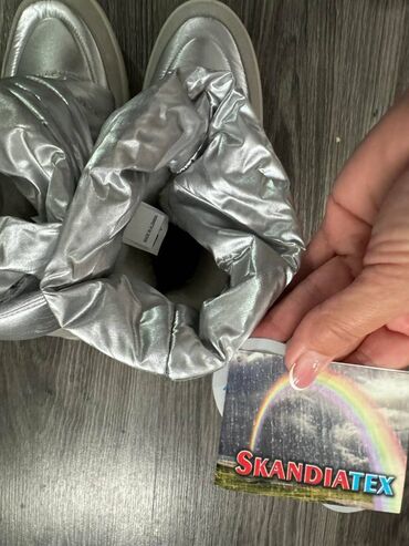 Gležnjače: Gležnjače, Skandia, 41 — 6