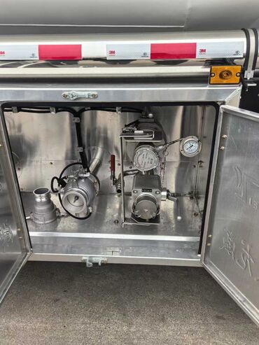 Грузовики: Грузовик, Shacman, Новый — 24