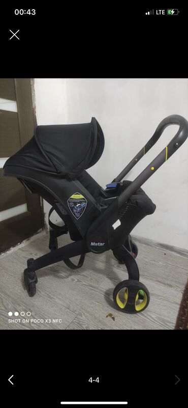 прогулочная коляска фирмы cam: Коляска, цвет - Черный, Б/у