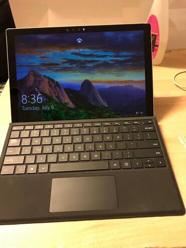 islenmis notebook satisi: Microsoft Surface Pro 4 1724 ideal veziyetde, ekranda ve korpusda