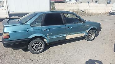 карнивал 2023: Volkswagen Passat: 1991 г., 1.8 л, Механика, Бензин, Седан — 5
