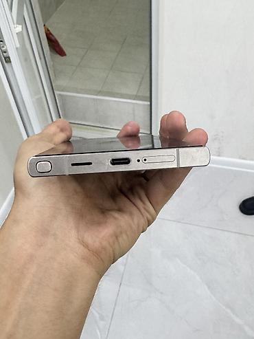tecno spark 10c kabro: Samsung Galaxy S24 Ultra, rəng - Gümüşü, Simsiz şarj — 5