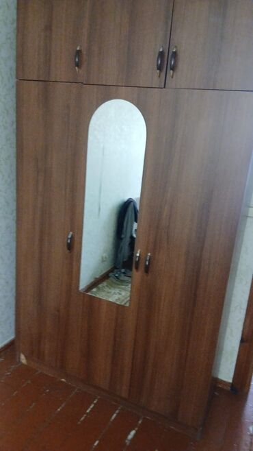 Dolablar: İşlənmiş, Açılan, 3 qapılı Düz dolab, Qarderob, paltar dolabı, Azərbaycan