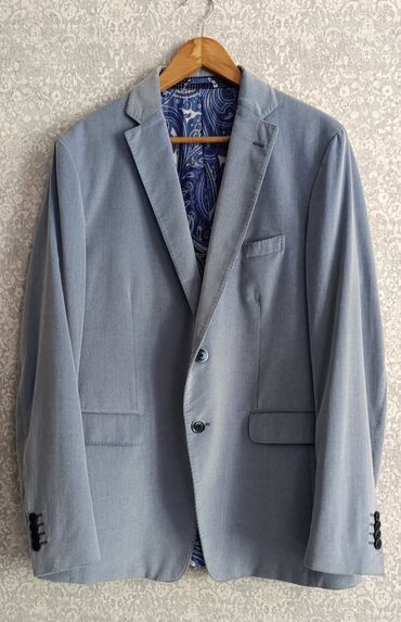 ipk paltarlar: Вильветовый пиджак Итальянского брэнда -ETRO
размер 54