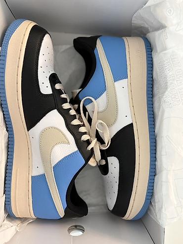 Patike: Nike By You – Air Force 1 Low, personalizovani model Velicina 45,5 — 2