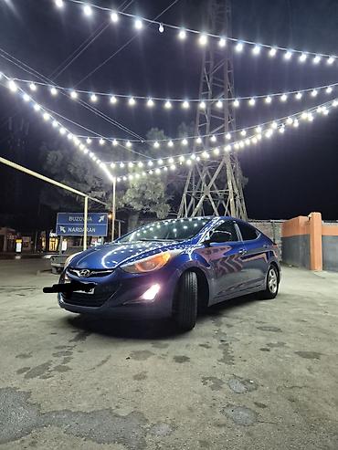bmw e 39: Hyundai Elantra: 1.8 l | 2014 il Sedan — 2