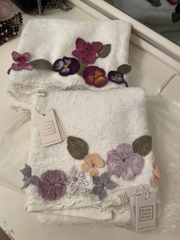 isdenmis xalca: 60 azn cutu teze desmal işlemeli