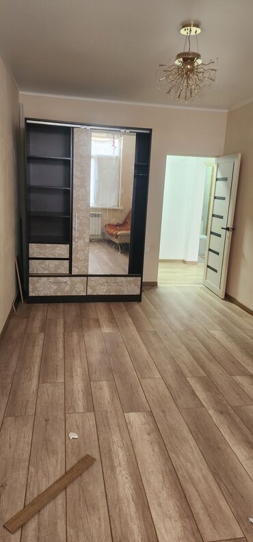 долгосрочная аренда квартир бишкек собственник: 1 комната, 44 м², Индивидуалка, 1 этаж, Старый ремонт