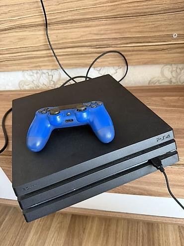 аренда playstation 4: Sony PlayStation 4 Pro (PS4 Pro) oyun konsolu - Model: PS4 Pro, 4K — 1