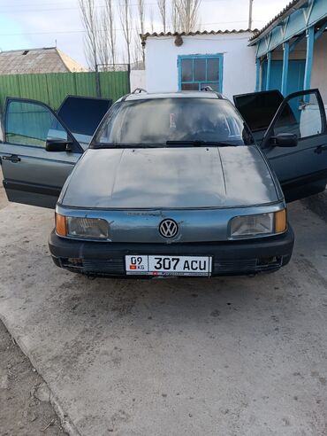 продаю срочно: Volkswagen Passat: 1989 г., 1.8 л, Механика, Газ, Универсал