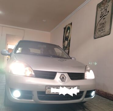Renault Clio: 1.4 л | 2007 г. 313000 км Хэтчбэк