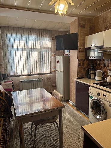 razinde satilan evler: Sumqayıt, 3 otaqlı, Köhnə tikili, 75 kv. m — 10