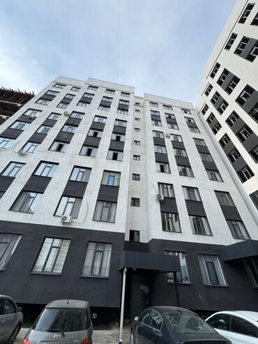 дома в районе аламединского рынка: Срочно продается 1-комнатная квартира С большой кухней, есть