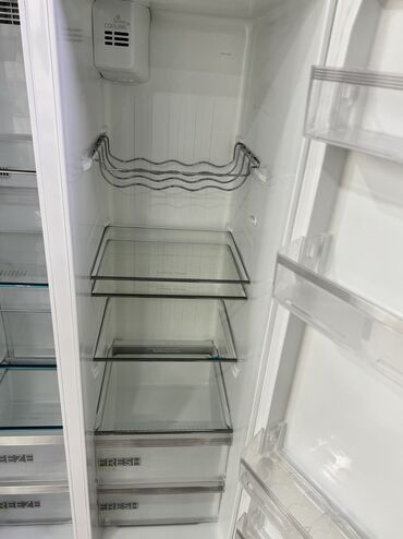 Холодильники: Холодильник Midea, Б/у, Двухкамерный, No frost, 90 * 190 * — 4