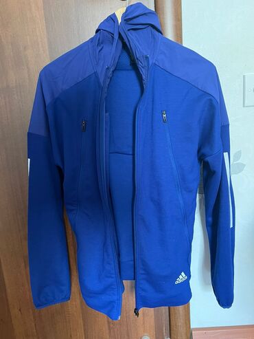 подарки для мужчин на 23 февраля: Спортивный костюм Adidas, M (EU 38), цвет - Голубой