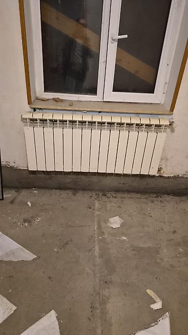 electron: 2 ci əl radiator satılır İtaliya İstehsalıdı, seksiyası 6 azn ciddi — 4