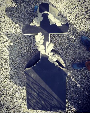 Ритуальные услуги: Изготовление овалов с фото, Изготовление памятников, Изготовление табличек | Габбро, Гранит, Металл | Оформление at lalafo.kg — 15 Ритуальные услуги: Изготовление овалов с фото, Изготовление памятников, Изготовление табличек | Габбро, Гранит, Металл | Оформление — 15