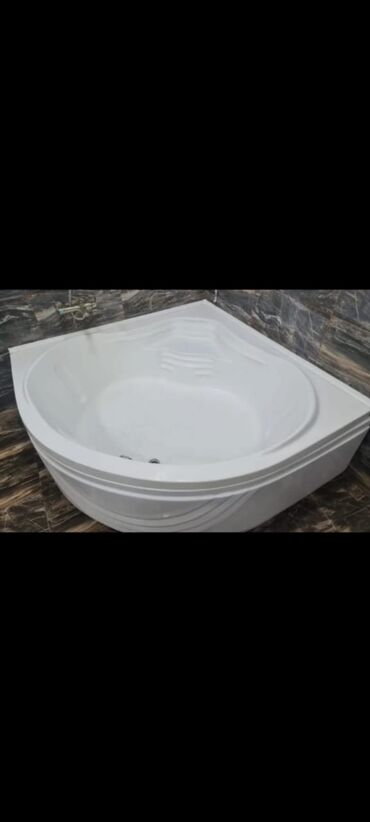 ванна 60 см ширина: Vanna, İşlənmiş, Keramika, 160x70 sm, Ünvandan götürmə