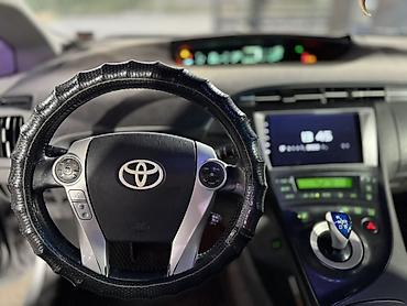 Toyota: Toyota Prius: 2010 г., 1.8 л, Вариатор, Гибрид, Хэтчбэк — 11