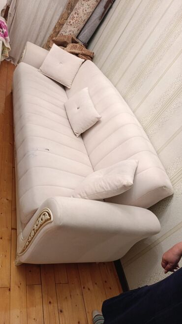 Divanlar: Divan, Açılan, Bazalı