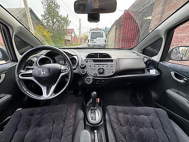 honda git: Honda Fit: 2011 г., 1.5 л, Автомат, Бензин, Хэтчбэк — 5