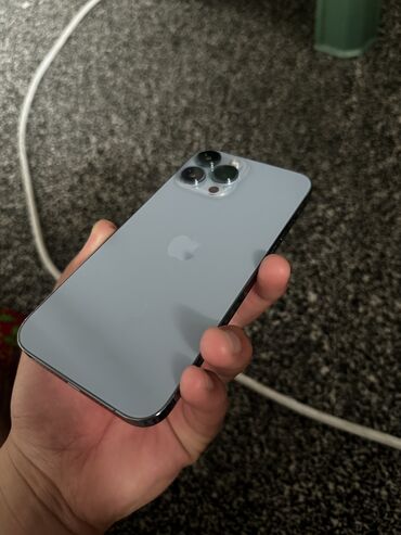 Apple iPhone: IPhone 13 Pro Max, Новый, 256 ГБ, Зарядное устройство, Защитное стекло, Чехол, 89 %