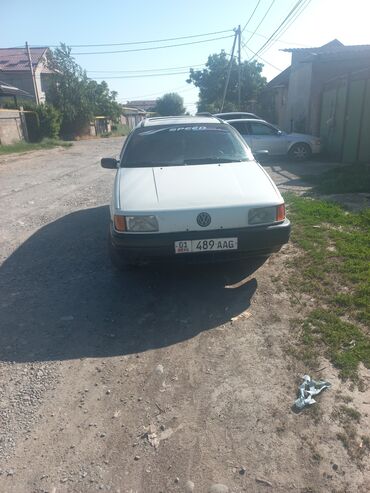 полик машины: Volkswagen Passat CC: 1990 г., 1.8 л, Механика, Бензин, Универсал