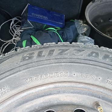 185 60 р15: Комплект из 4 стальных дисков R15 с зимними шинами Bridgestone — 2