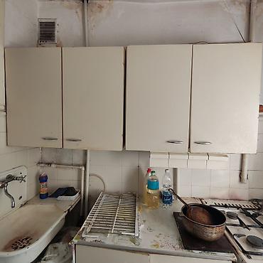 silver kitchen: Кухонный гарнитур в светлом кремовом цвете. В комплект входят: - 4 — 1