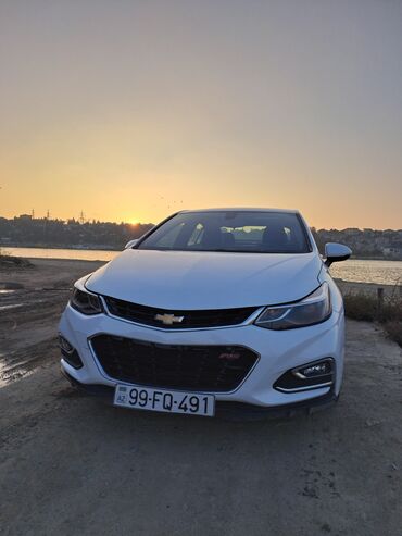 Chevrolet: Chevrolet Cruze: 1.4 l | 2017 il 136500 km Sedan — 19