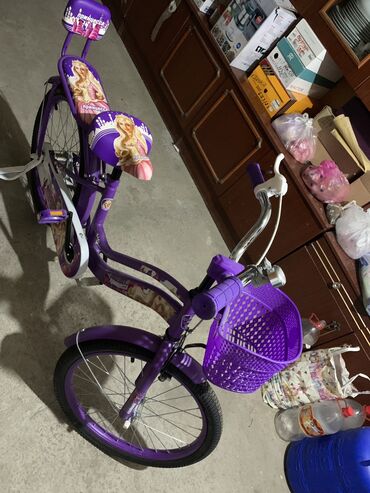 велосипеды с алюминиевой рамой: Продаю детский велосипед абсолютно новый торг уместен