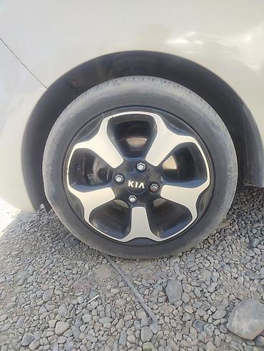r 350: Kia Ray: 2018 г., 0.1 л, Автомат, Газ, Минивэн — 5