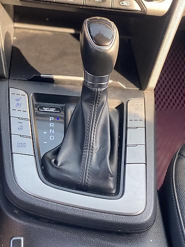 решетка для: Hyundai Avante: 2018 г., 1.6 л, Автомат, Бензин, Седан — 8