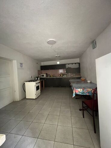 Продажа домов: Дом, 250 м², 11 комнат, Агентство недвижимости, Косметический ремонт — 8